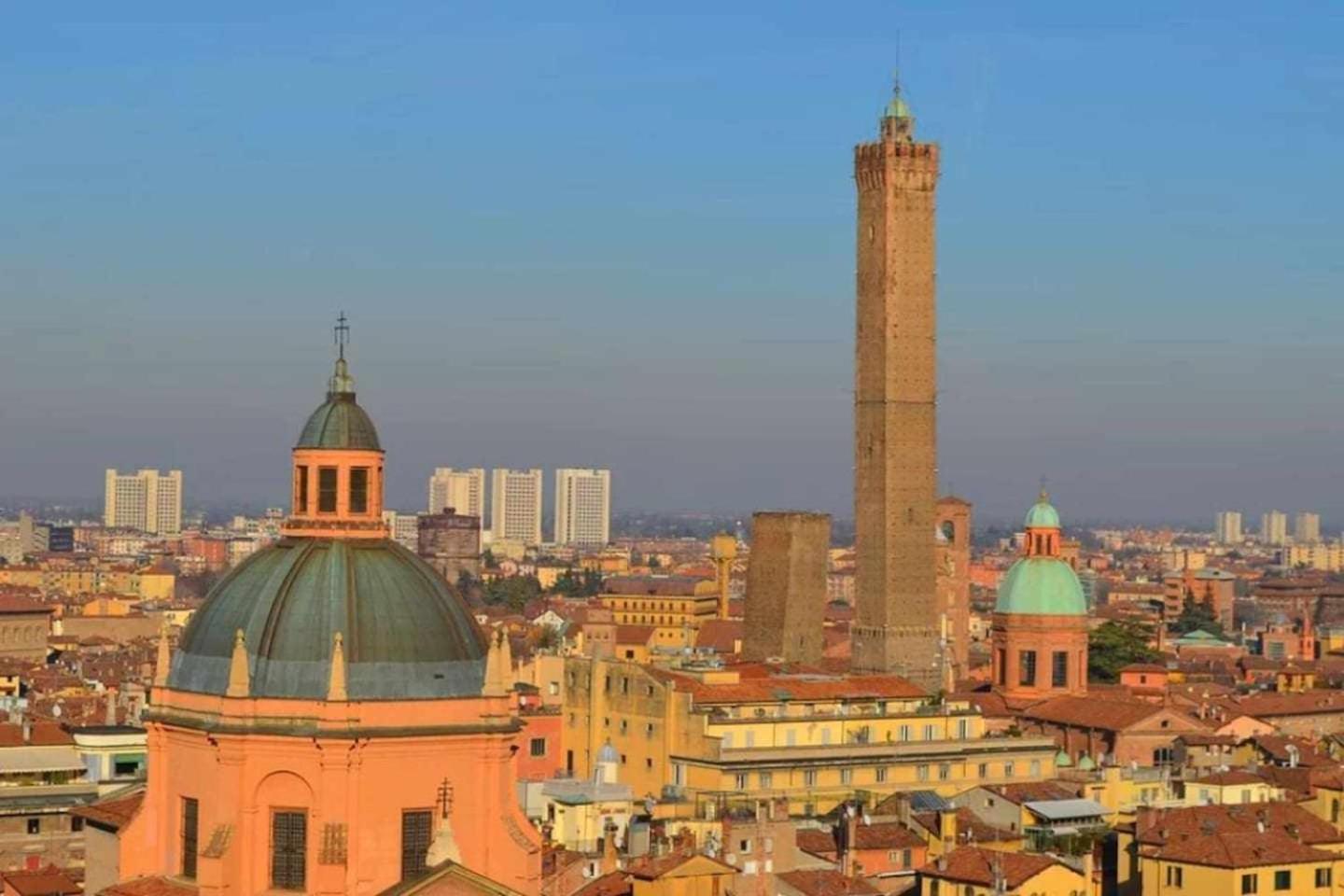 Suite La Montagnola Park 200M Stazione Centrale Bologna Eksteriør billede