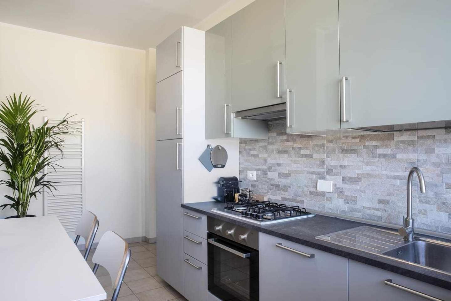 Suite La Montagnola Park 200M Stazione Centrale Bologna Eksteriør billede